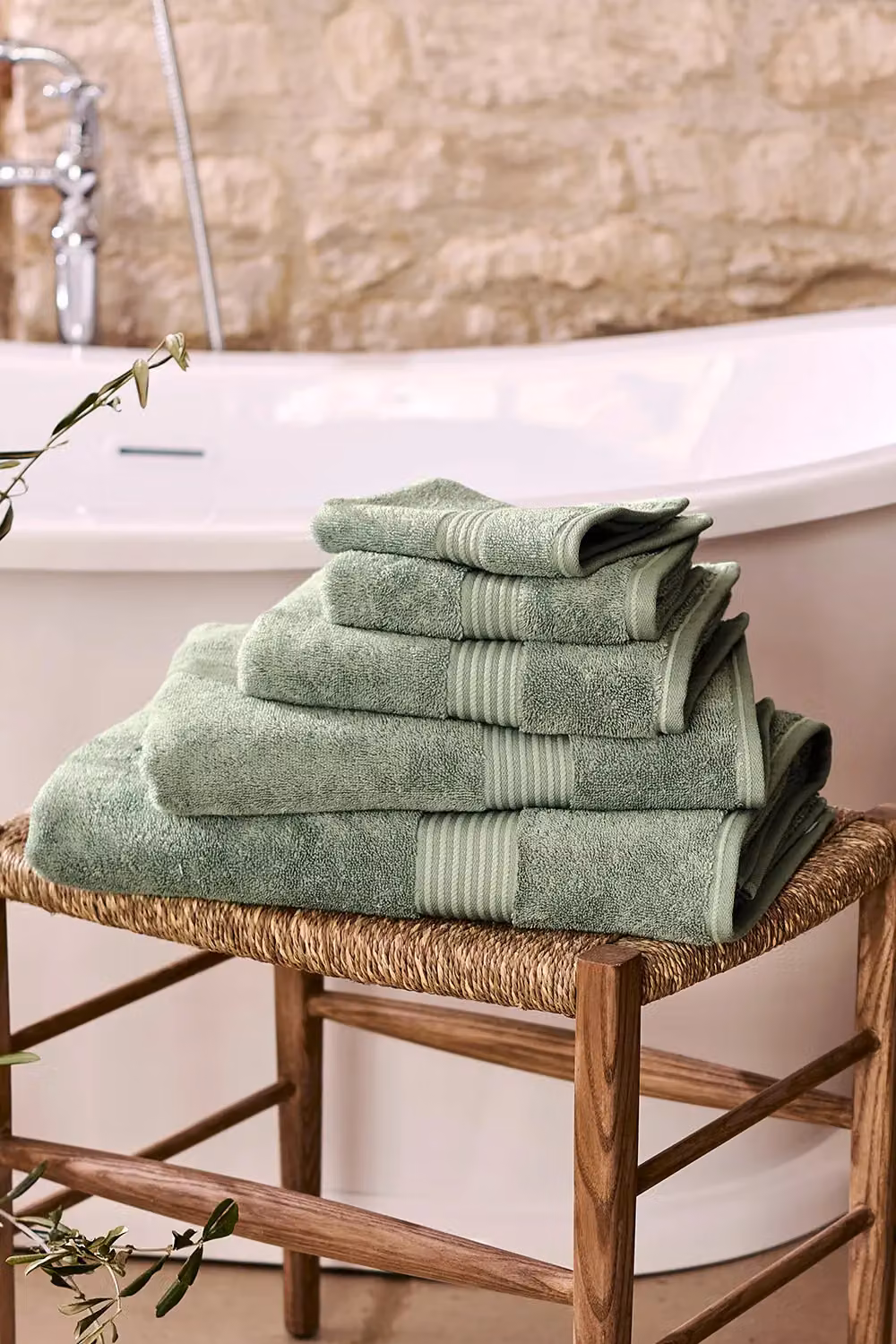 Christy Supreme Hygro 8 Piece Luxury Supima Cotton Towel Set in Pale Green – 2