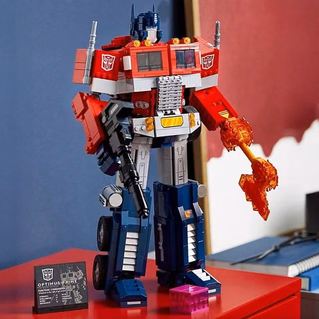 LEGO Transformers Optimus Prime Red Standard Bricks Creative Character Set