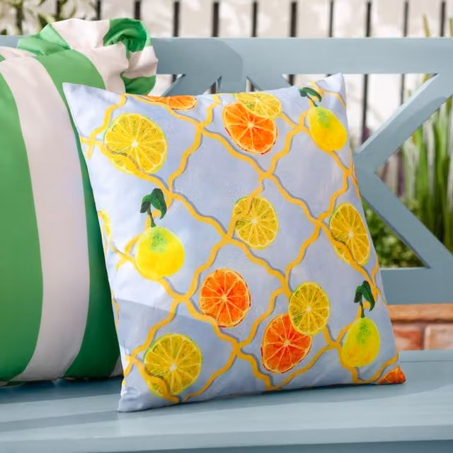 Riva Home Blue Graphic Square Polyester Outdoor Cushion W/D/H: 45 x 45 x 45 cm – 1