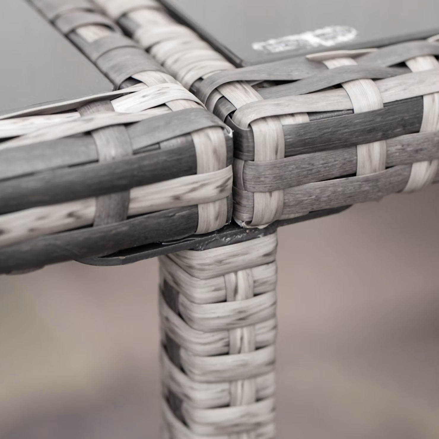 Outsunny 9-Piece Rattan Garden Dining Set with Glass Table and 8 Stools in Mixed Grey – 4