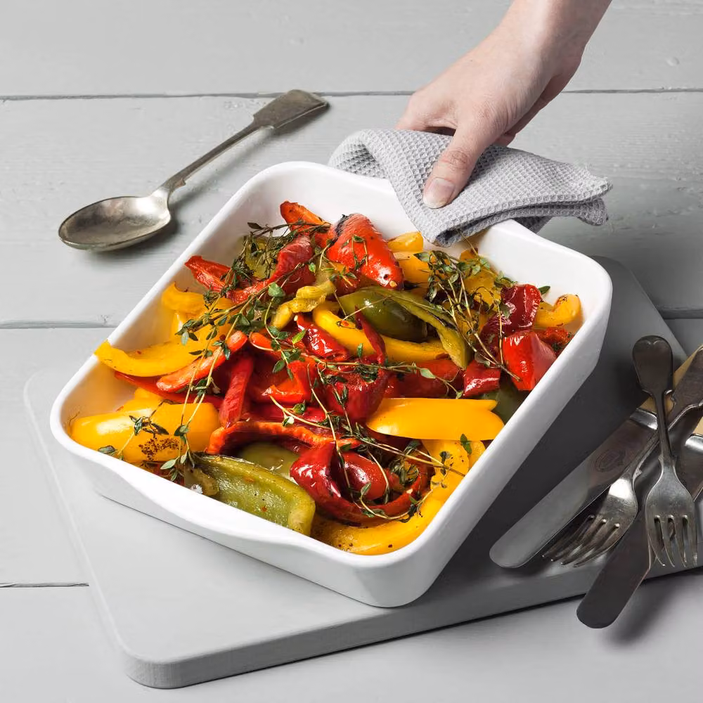 WM Bartleet & Sons White Porcelain Square Roasting and Baking Dish, 23 cm – 3