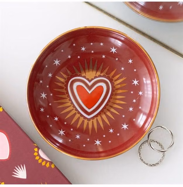 KDMD Sacred Heart Ceramic Trinket Dish and Jewelry Holder in Red