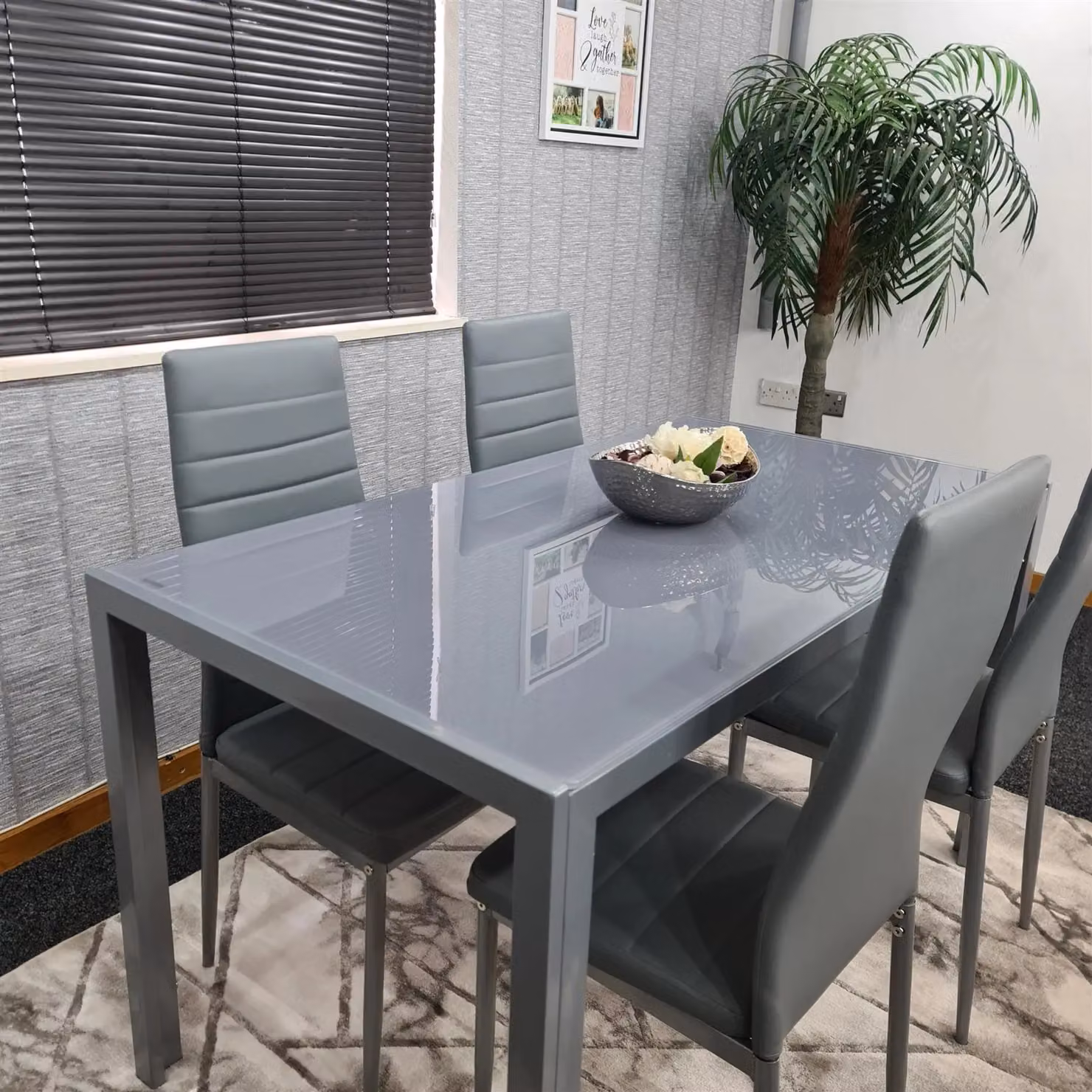 KOSY KOALA Modern Rectangular Grey Glass Dining Table and 4 Grey Metal Chairs Set in Brown – 3