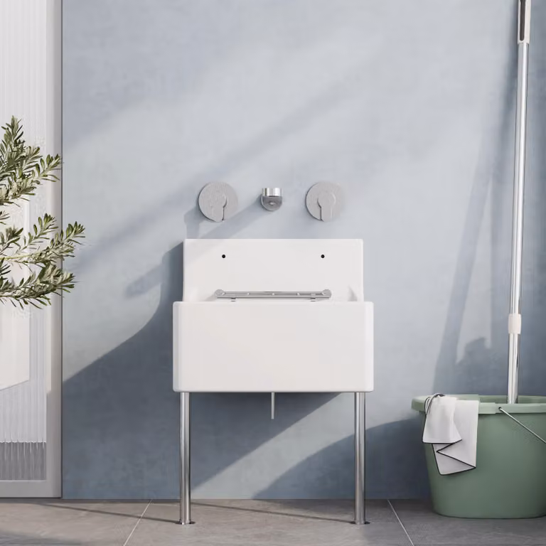 Balterley Traditional White Fireclay Ceramic Kitchen Sink with Waste
