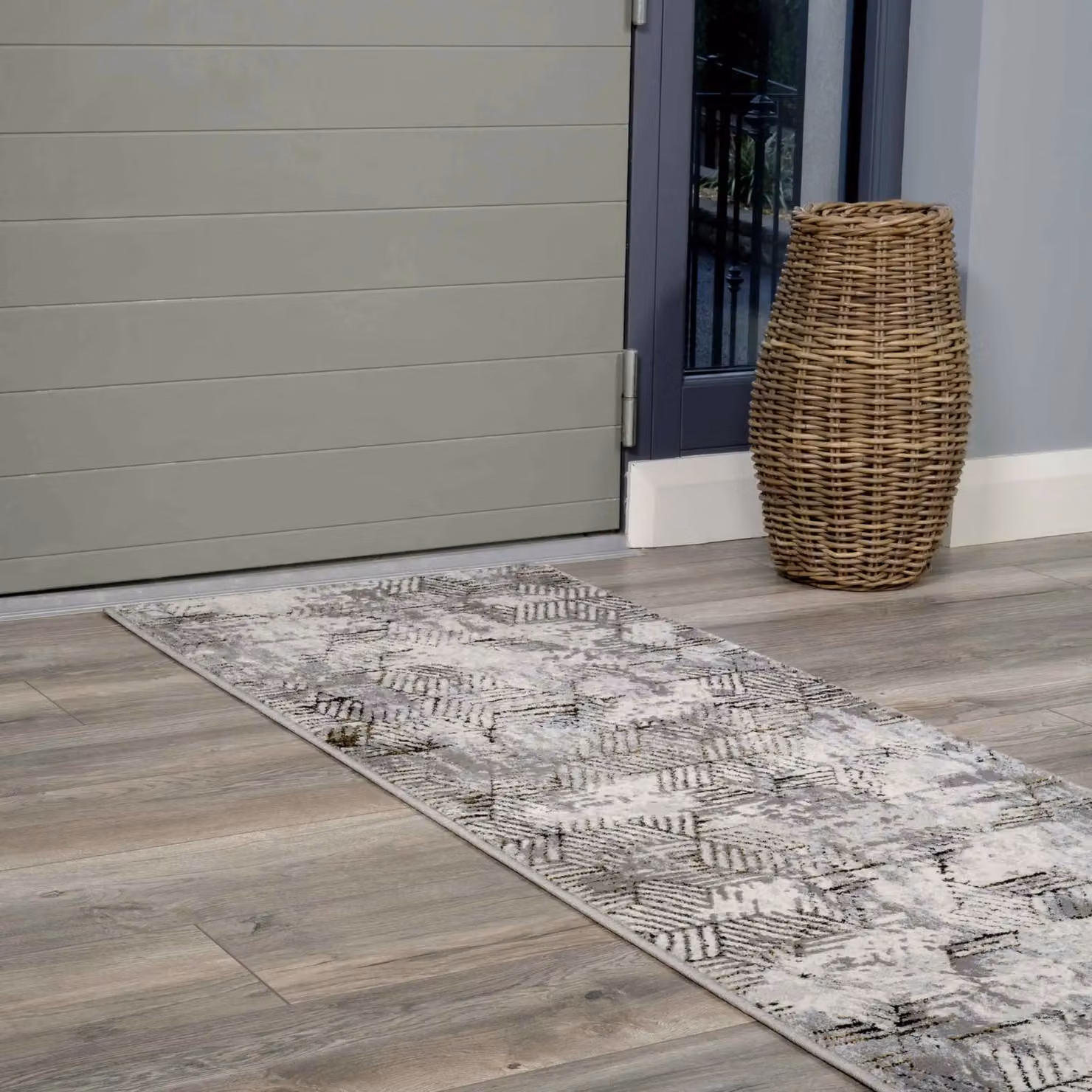 Kukoon Grey and Gold Abstract Geometric Motif Rug, W: 120 cm, D: 170 cm – 2