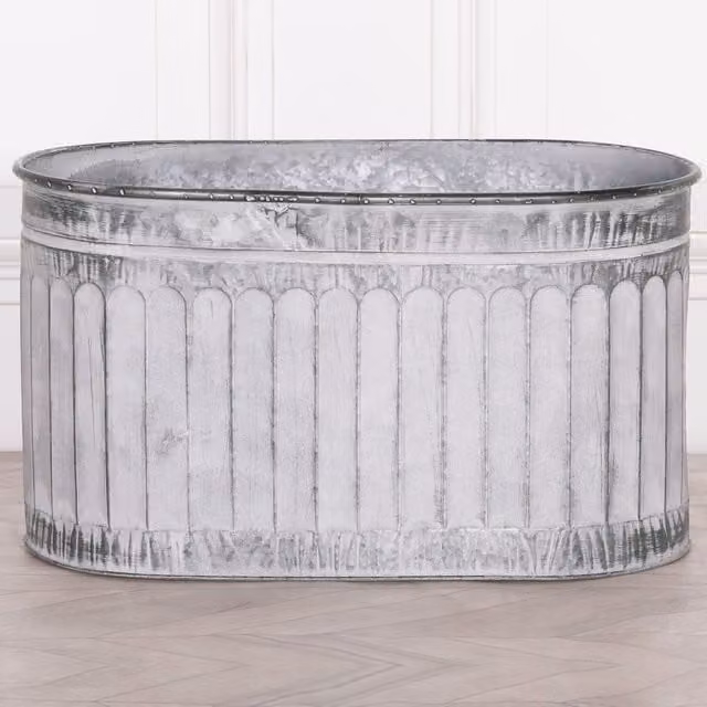 Glasstone Large Arched Pattern Metal Planter Tub in White W/D/H: 32.0 x 33.5 x 60.0 cm