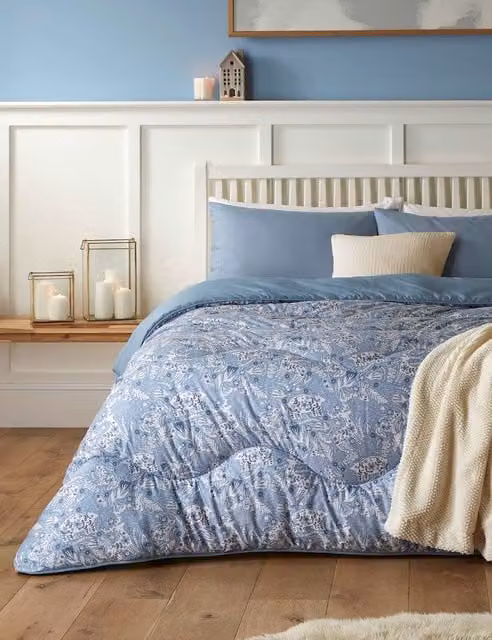 Night Lark Winter Woodland 10.5 Tog Coverless Duvet Set in Light Blue