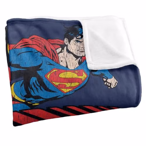 Warner Bros. Superman Distressed Flying Super Soft Fleece Throw Blanket, Multicolour, W: 127.0 cm x L: 152.4 cm – 2