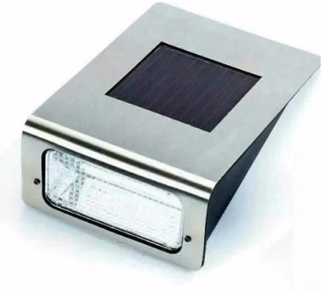 SPETLEK Silver Stainless Steel Solar Powered LED Wall Light for Garden and Steps