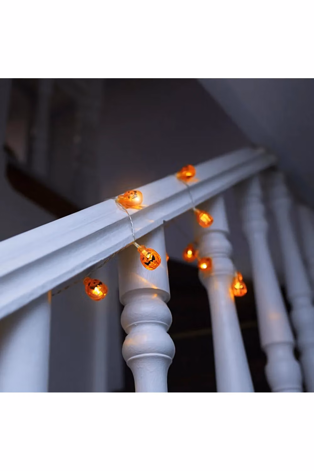 Living and Home Halloween Warm White LED String Lights with 20 Orange Acrylic Pumpkins, 3m – 2