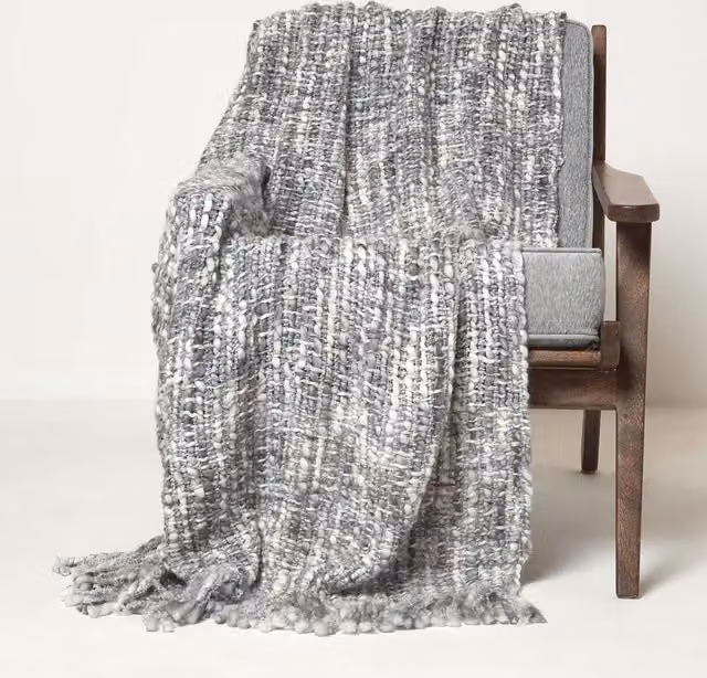 Homescapes Ophelia Woven Soft Throw with Tassels in Grey, W/D/H: 150 x 125 x 1 cm