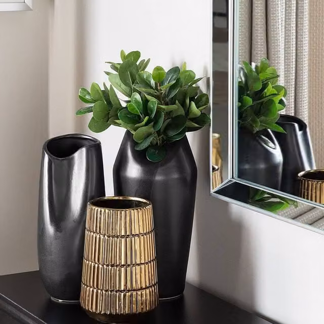 Wyld and Coco Black Stoneware Table Vase with Sculpted Twist Rim, Height: 33 cm – 1
