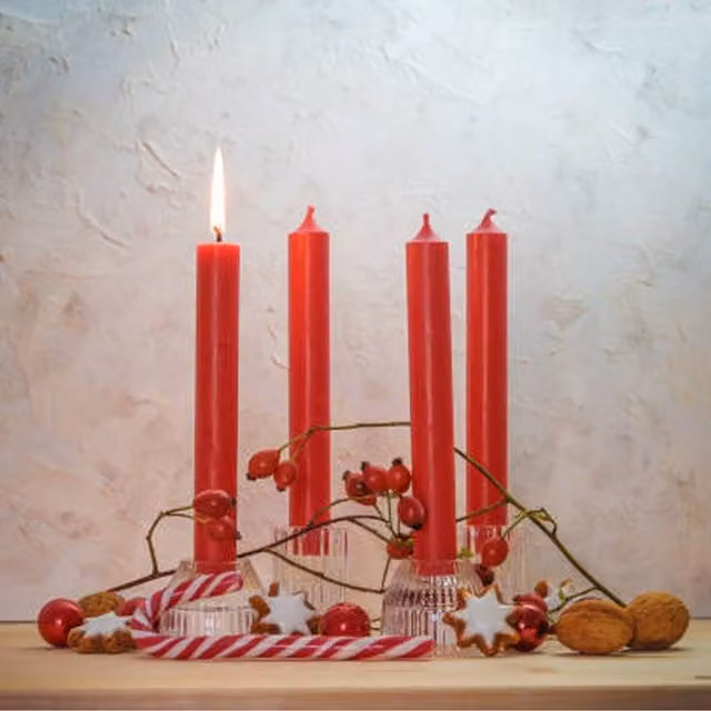 Pan Aroma Red Unscented Wax Candles
