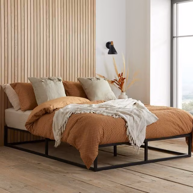 Birlea Soho Metal Platform Small Double Bed - Black, W/D/H: 120 x 200 cm