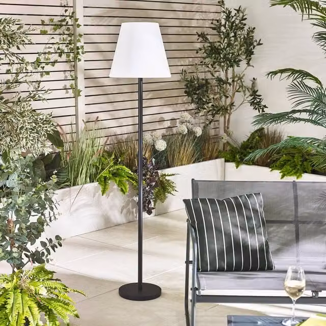 FurnitureboxUK Helia Solar Outdoor Floor Light in Cream and Black with Remote Control and Dimmable RGB Settings, Height: 150 cm – 1