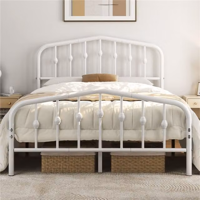 Yaheetech Antique Metal Bed Frame with Arched Headboard in White, 140 x 200 cm