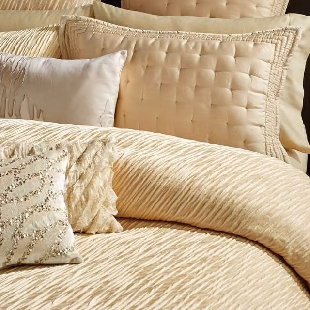 Donna Karan Gold Dust Double Duvet Cover in Gold Jacquard