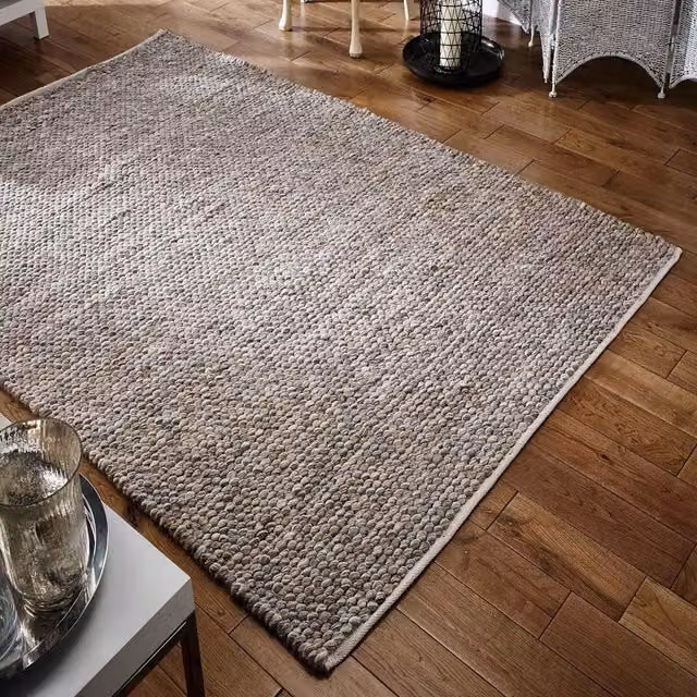 The Rug Shop UK Beige Handmade Plain Wool Area Rug W: 160 cm, D: 230 cm – 1