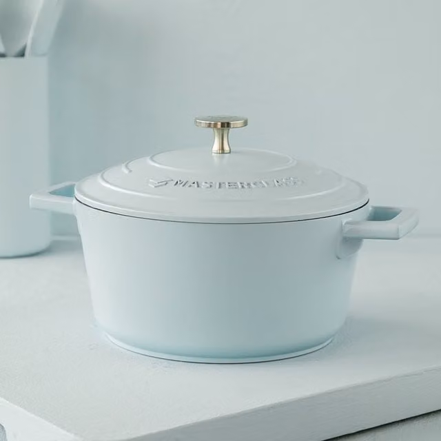 MasterClass Blue Non-Stick Cast Aluminium Casserole Dish, 2.5 l