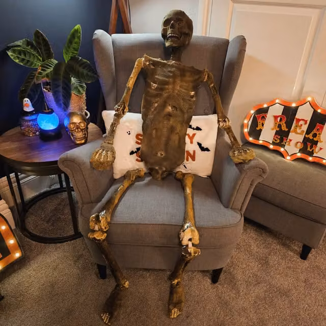 Samuel Alexander 150cm Full Body Mummified Skeleton Halloween Decoration with Posable Joints in Brown
