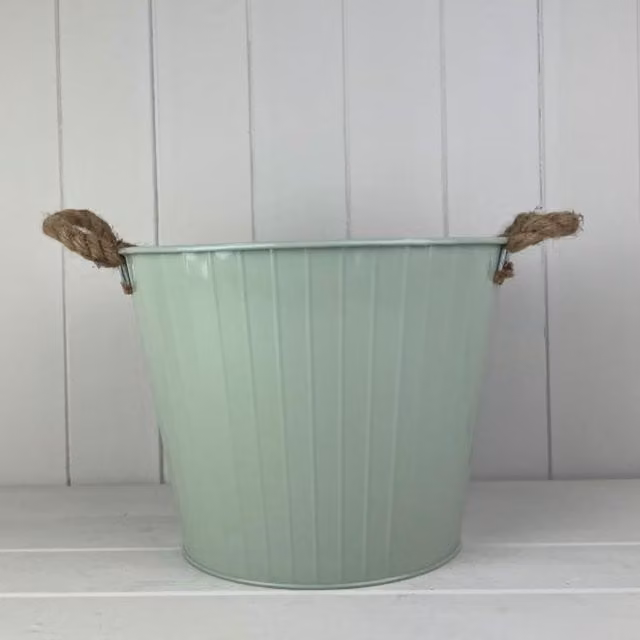 KDMD Rustic Tapered Galvanised Steel Planter with Rope Ears and Drainage Hole in Green
