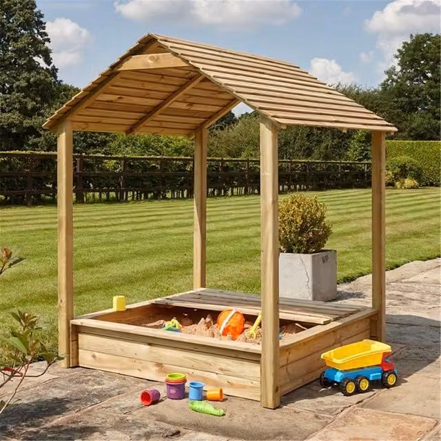 Cheshire Parkland Sandpit in Natural Wood, W/D/H: 134 x 134 x 134 cm