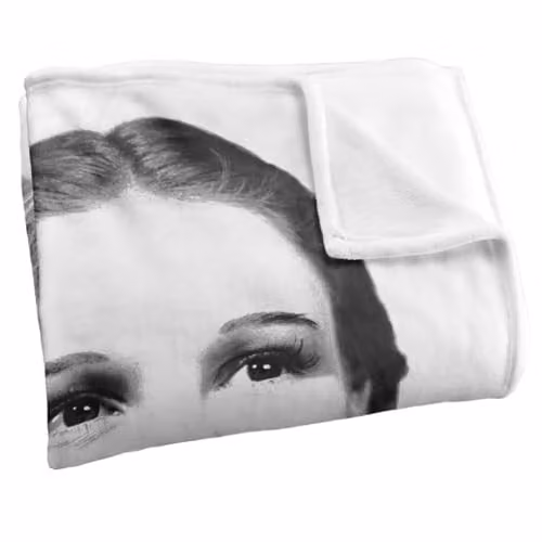 Warner Bros. The Wizard of Oz Dorothy and Toto Super Soft Fleece Throw Blanket, Multicolour, W: 152 cm, D: 127 cm – 2