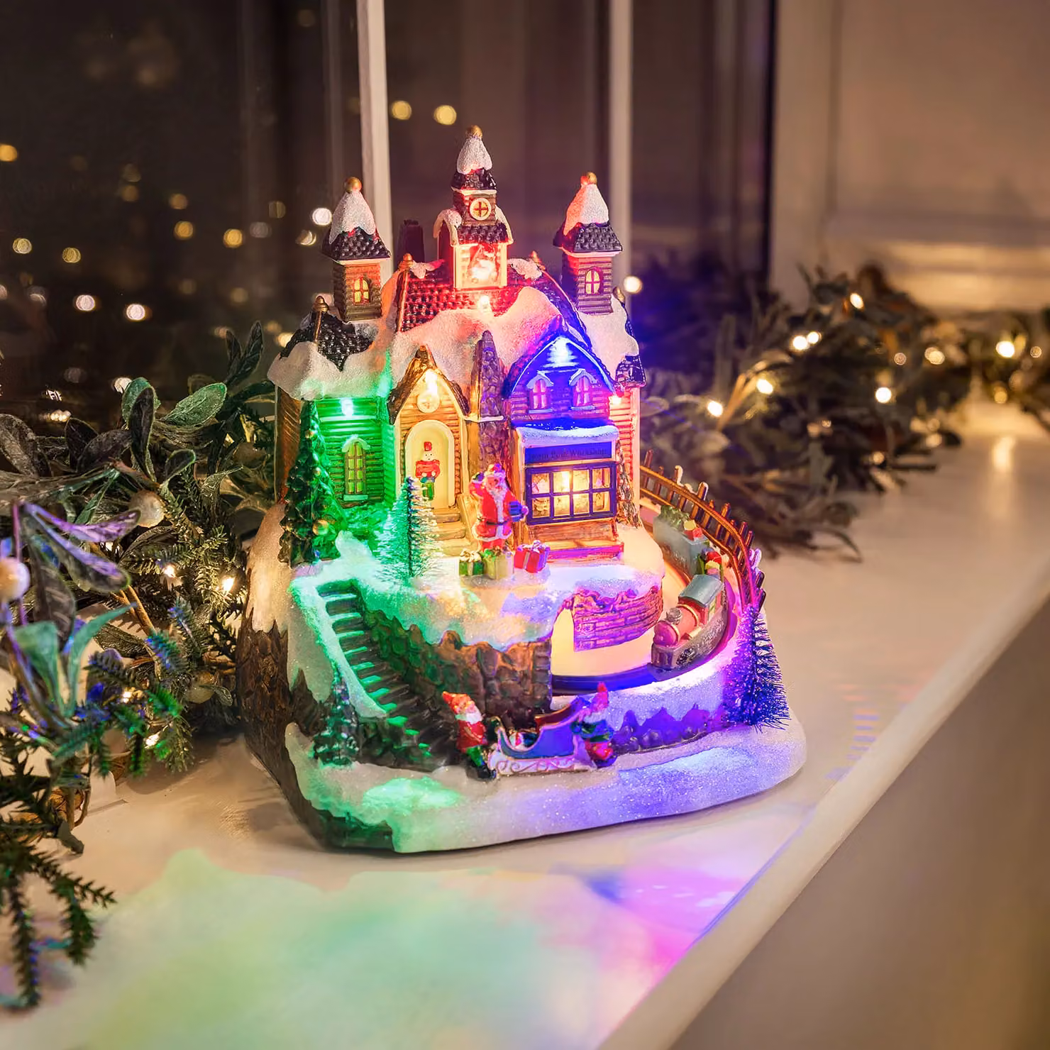 Christow Christmas Village Santa Workshop Tabletop Decoration with Multicolour LED Lights – 2