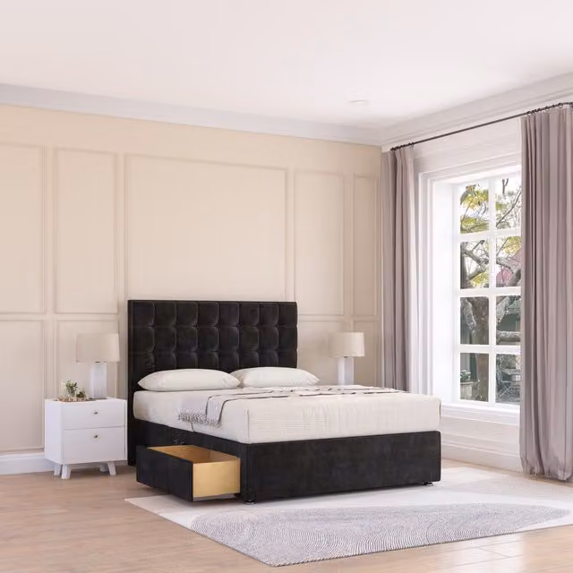 Sloomy Alabama Plush Velvet Memory Foam Bed Set with 4 Drawers, Mattress and Headboard in Black, Small Double