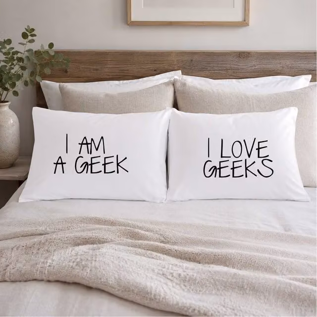 60 Second Makeover I am a Geek I Love Geeks Cotton Pillowcase Pair, White