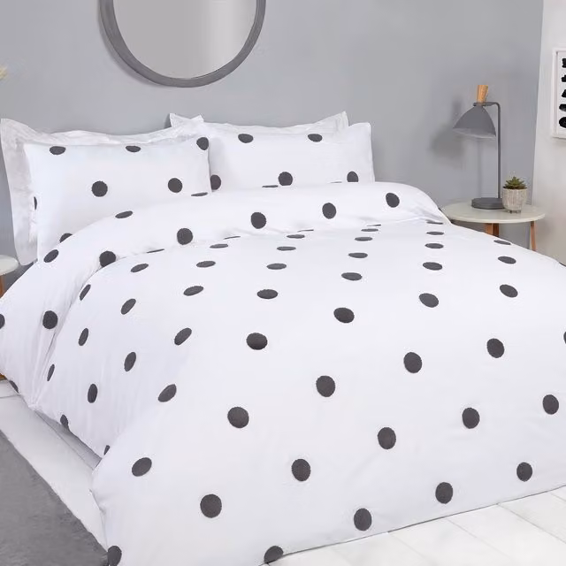 Smart Living Tufted Polka Dot Duvet Cover and Pillowcase Set in White and Grey, King Size (W: 230 cm, L: 220 cm)