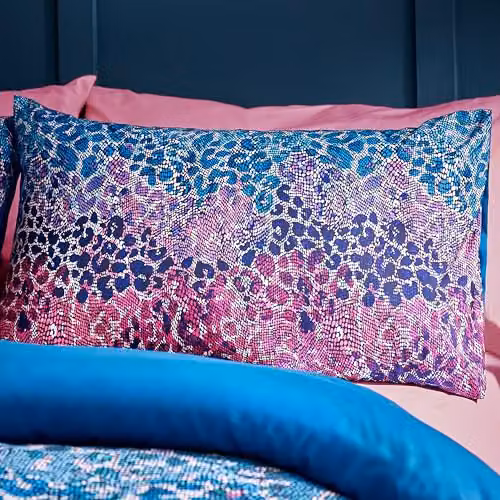 Catherine Lansfield Satin Animal Print Double Duvet Cover Set with Pillowcases in Petrol Blue, W/D/H: 200 x 200 cm and 50 x 75 cm – 2