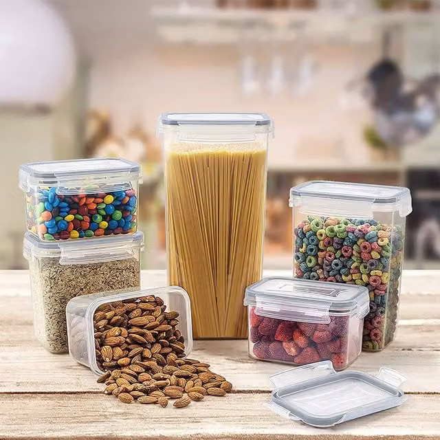 Livingandhome Airtight Stackable Plastic Food Storage Container Set in Grey and Transparent