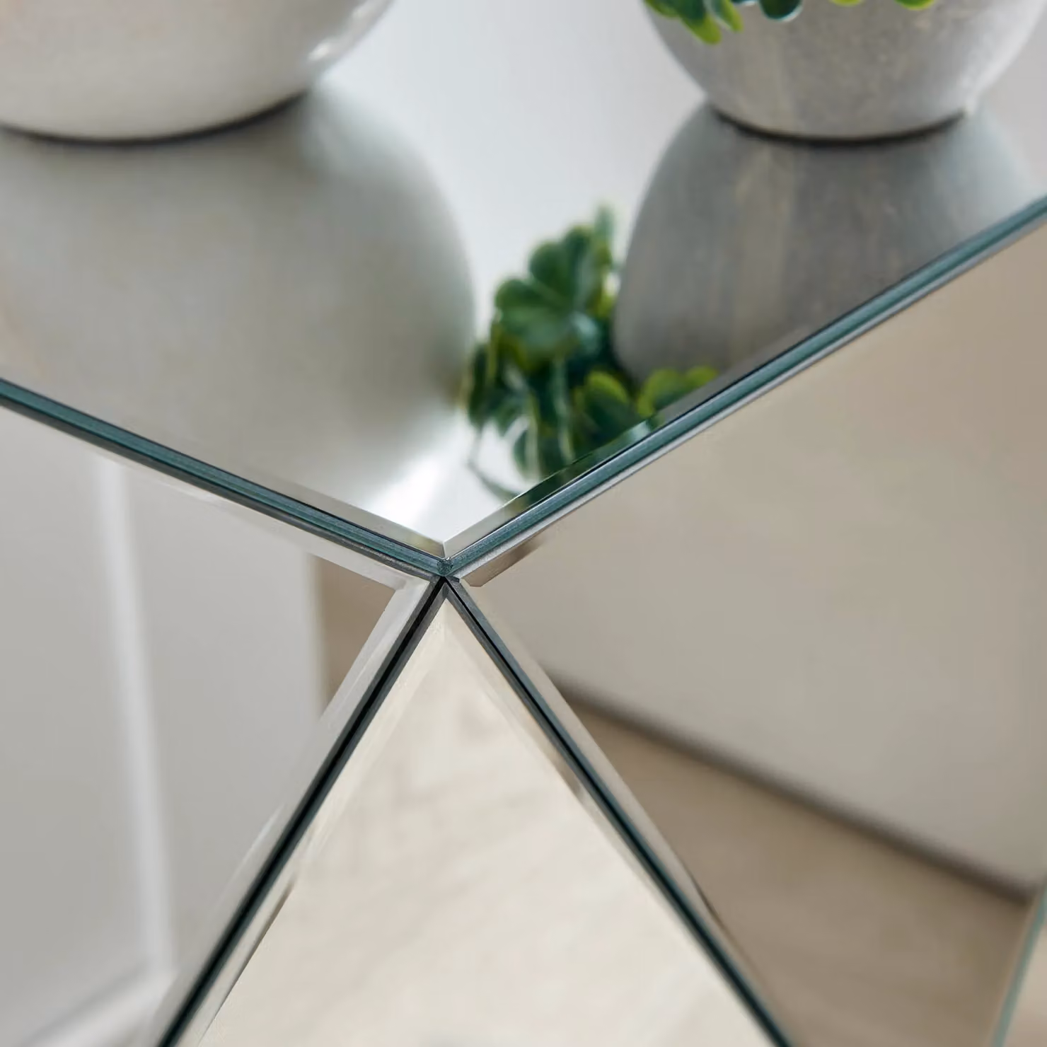 FurnitureboxUK Diamond Contemporary Mirrored Bedside and Side Table in Silver – 2