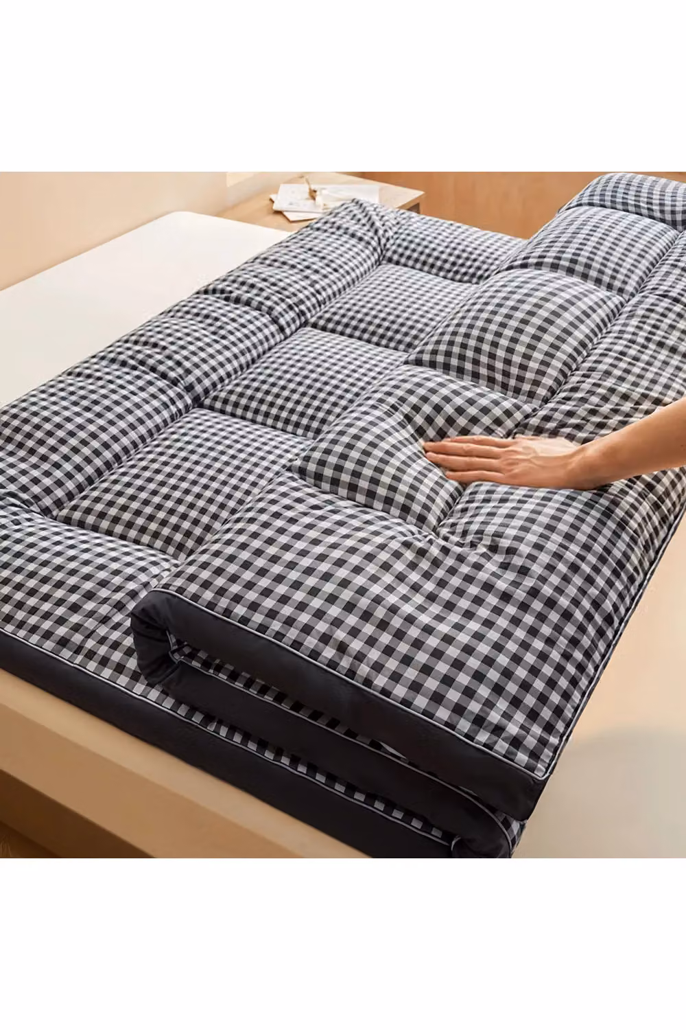 Living and Home Comfortable Quilted Mattress Topper in Dark Grey, Double – 4