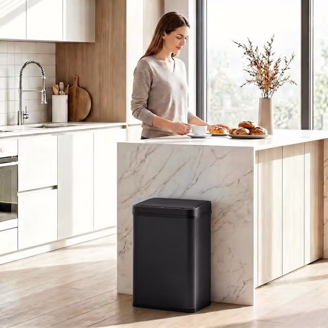 HOMCOM 40L Black Stainless Steel Sensor Bin with Soft-Close Lid and Fingerprint-Proof Finish