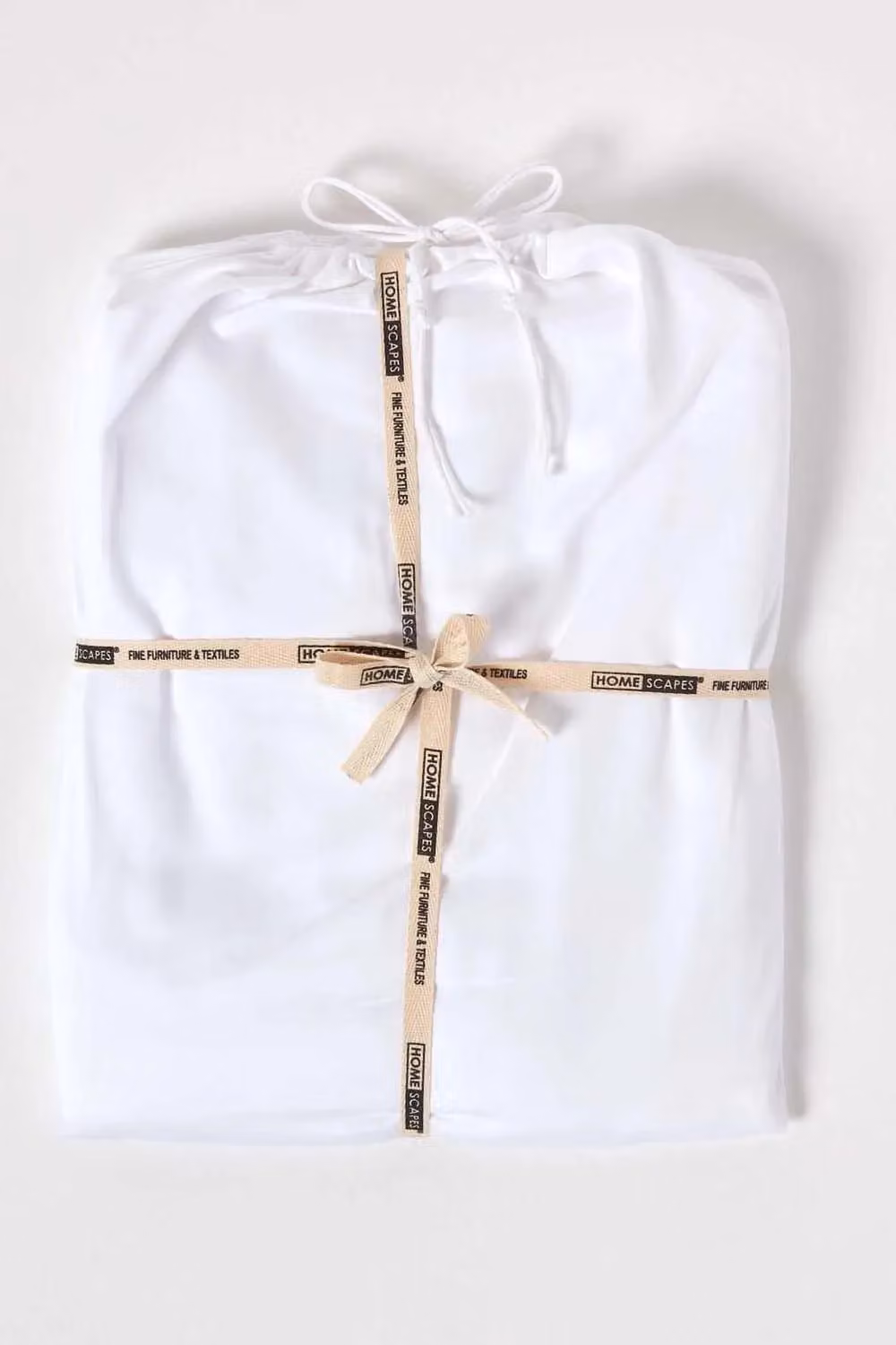 Homescapes White Mako Sateen Cotton Double Fitted Sheet, 400 Thread Count, W/D/H: 140 x 200 x 30.48 cm – 2
