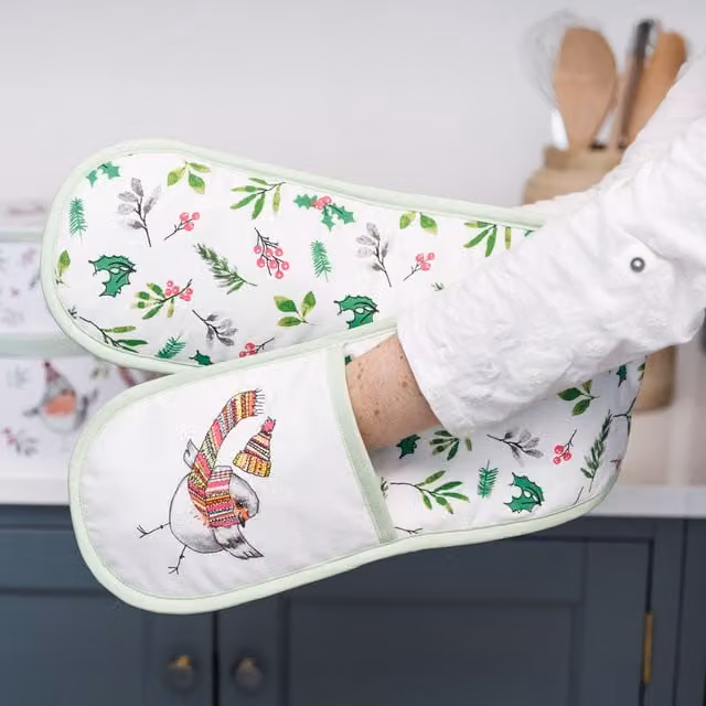 Mikasa TipperleyHill Robin Double Oven Glove in White Cotton