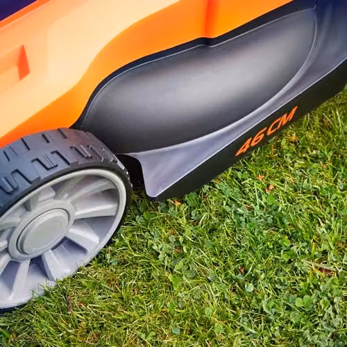 LawnMaster MX 24V Orange Cordless Lawnmower with 46cm Cutting Width, Rechargeable Battery, Collection Bag and Mulching Kit – 4
