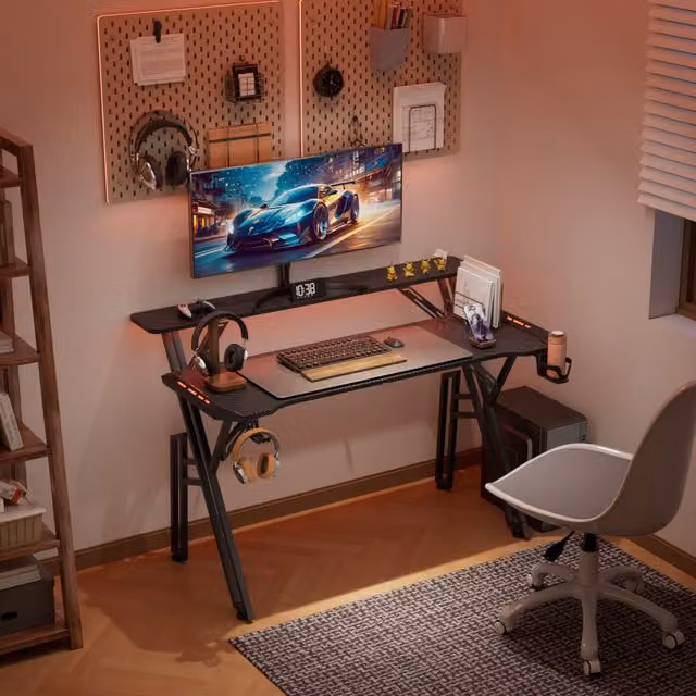 Livingandhome Modern Black Gaming Desk with MDF and Metal Construction, W: 120 cm