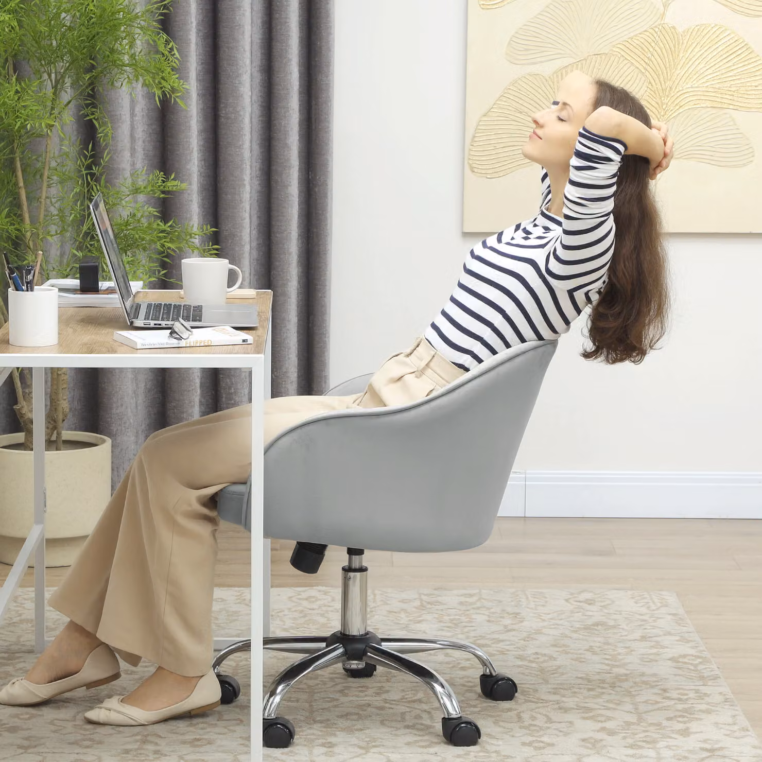 HOMCOM Grey Velvet Swivel Task Office Chair with Armrests and Castors, W/D/H: 46 x 46 x 120 cm – 3