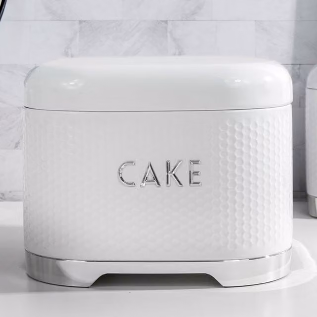 KitchenCraft Geometric Cake Tin in White