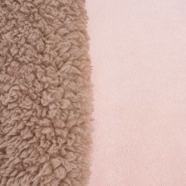 Brentfords Pink Fluffy Fleece Throw, Width: 110 cm