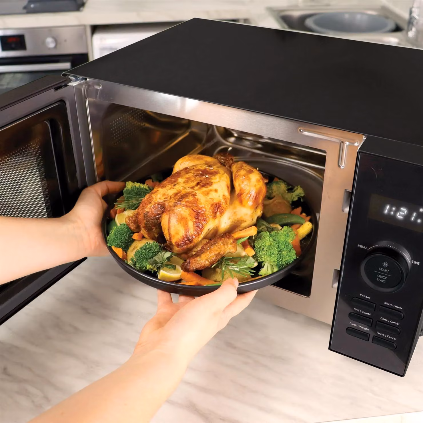 Statesman Digital Combination Microwave with Grill and Convection, 900 W, 25 Litre, Black and Silver – 4