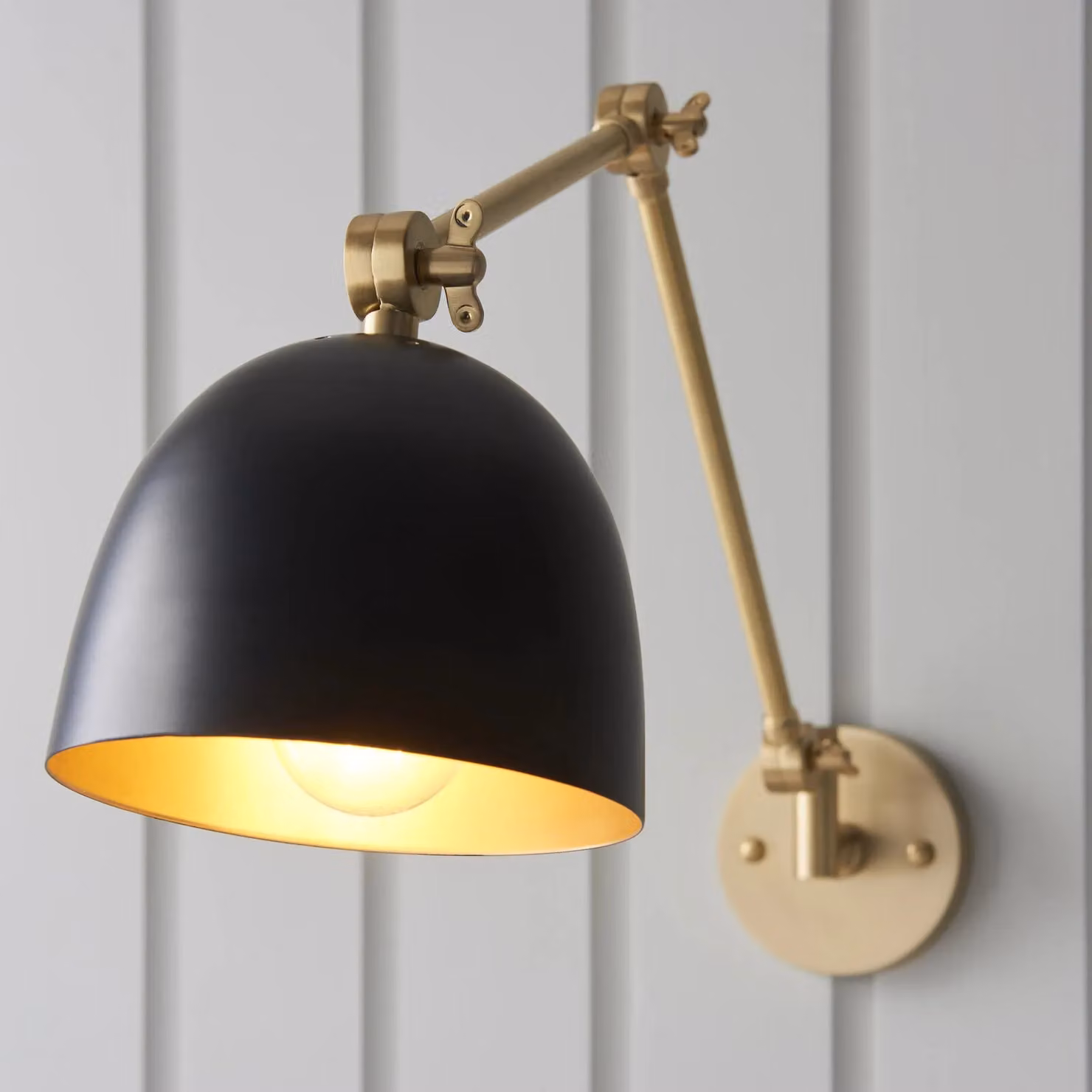 Loops Dimmable LED Wall Light in Antique Brass and Matt Black with E27 Socket – 3