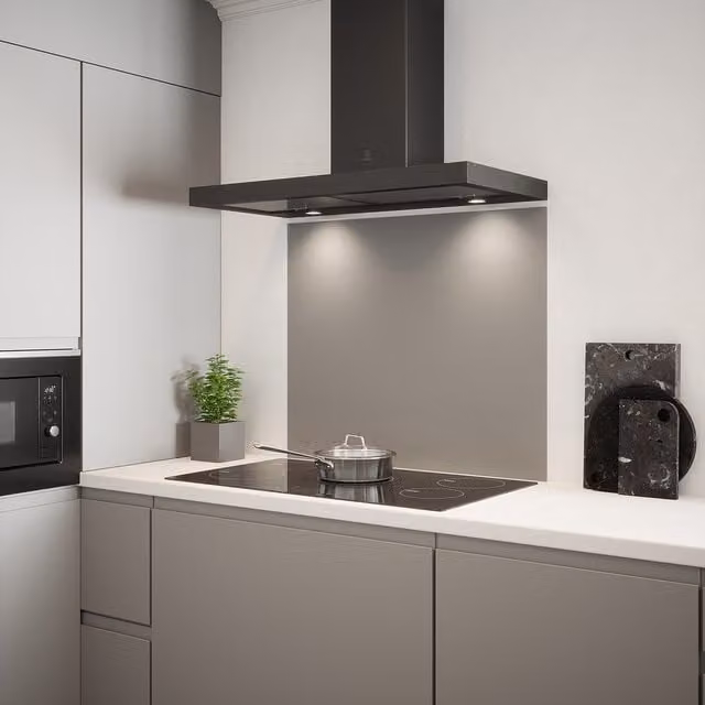 Generic Matt Grey Toughened Glass Kitchen Splashback, W: 90 cm, H: 75 cm, Depth: 0.6 cm