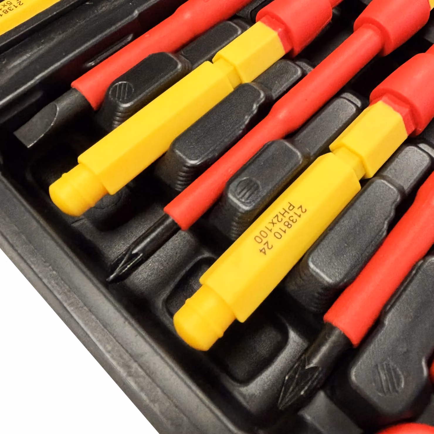Lumberjack 13 Piece Red VDE Insulated Electrician Screwdriver Set – 9