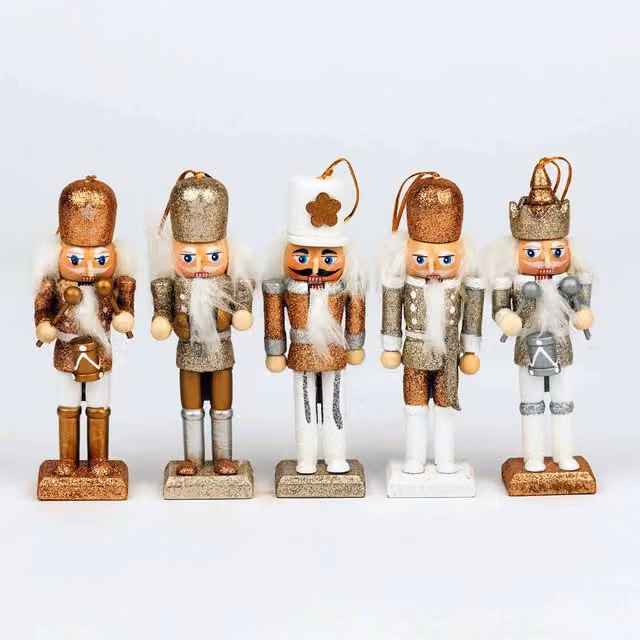 Shatchi Set of 5 Vintage Wooden Nutcracker Figures in Gold, Silver and White, Height: 13 cm