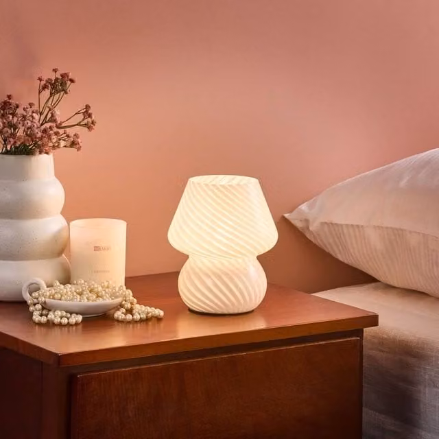 Wyld and Coco Home White Glass Table Lamp with Round Base – 1