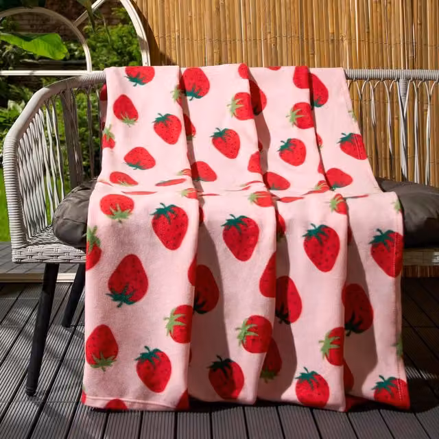 OHS Pink Strawberry Fleece Polyester Throw Blanket